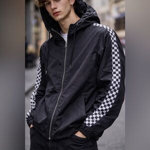 Black Checker Stripe Windbreaker Jacket Size Large Hooded